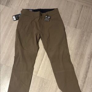 KÜHL Rhydr Tapered Pants 32x30 NWT Rhino-Tek Performance Work Casual
